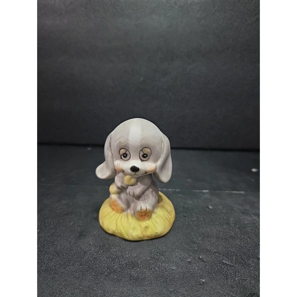 Puppy Porcelain Figurine 3.5